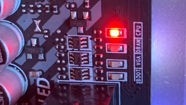 red light CPU on motherboard